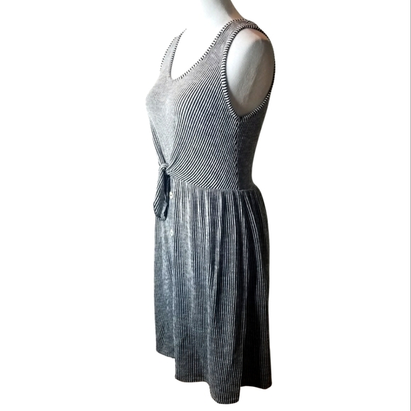 Caution To The Wind Striped Tie Front  Dress - Picture 3 of 6